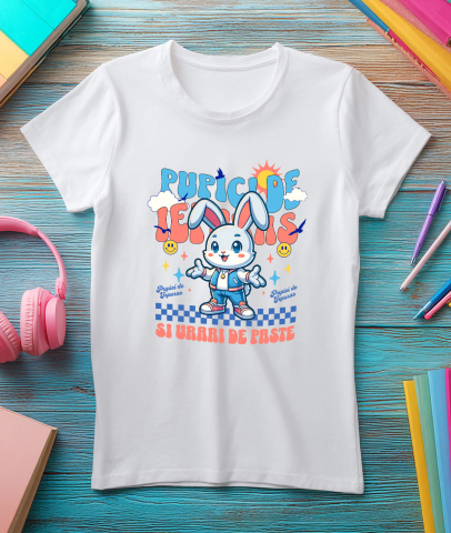 Tricou Femei, Barbati, Copii, Fata, Baiat, Unisex Personalizat "Iepure Alb cu Urechi Lungi și Îmbrăcăminte Modernă – Pupici și Urări de Paște Fericit" [2]