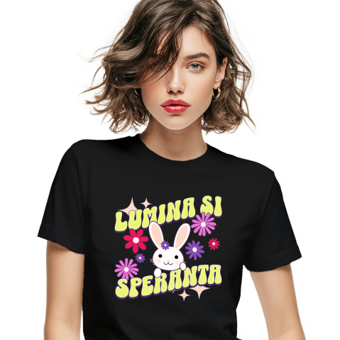 Paste - Tricou Femei, Barbati, Copii, Fata, Baiat, Unisex Personalizat "Iepure cu Floare și Urechi Lungi – Lumina și Speranța Sărbătorilor Pascale pentru Copii"