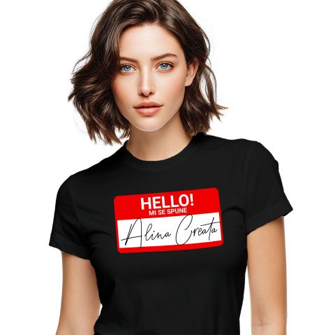 Mixed - Tricou Femei, Barbati, Copii, Fata, Baiat, Unisex Personalizat Mesaj Haios Roșu "Hello Mi Se Spune Alina" - Insignă Personalizată pentru Angajați, Familie și Prieteni