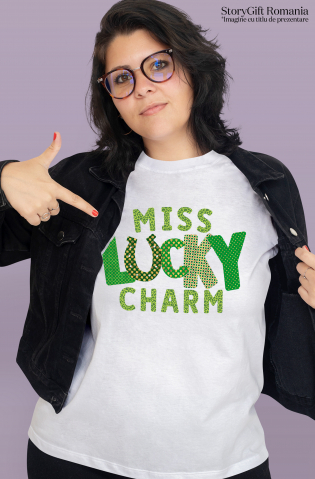 Tricou Femei cu mesajul "Miss lucky charm", ilustratie, motivational, domnisoara, norocoasa, atragatoare, trifoi  cu imprimeu pe Fata, 100% Bumbac, Alb, XS [1]