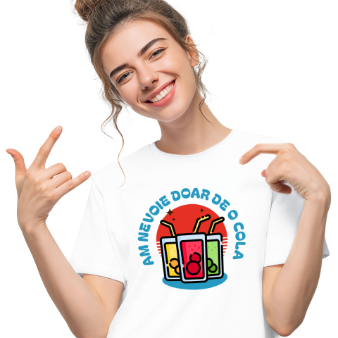 Tricou Femei, Barbati, Copii, Fata, Baiat, Unisex Personalizat „Pahar Colorat Personalizat 'Am Nevoie de o Cola' – Cadou Vesel pentru Familie și Prieteni”