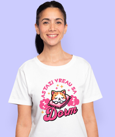 Tricou Femei, Barbati, Copii, Fata, Baiat, Unisex Personalizat Pisica Portocalie Pe Pernă Roz – Cadou Personalizat „Astăzi Vreau Să Dorm” pentru Iubitorii De Pisici și Somn [1]