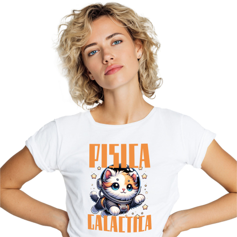 Tricou Femei, Barbati, Copii, Fata, Baiat, Unisex Personalizat "Pisica în Costum de Astronaut - Cadou Personalizat pentru Iubitorii de Pisici și Copii"