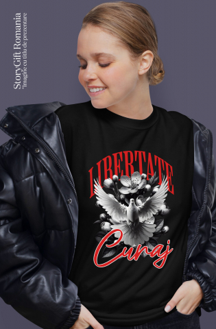 Tricou Femei, Barbati, Copii, Fata, Baiat, Unisex Personalizat Porumbel Alb cu Aripi Imense - Simbol al Purității și Libertății pentru Cadouri Personalizate [1]