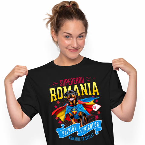 Tricouri - Tricou Femei, Barbati, Copii, Fata, Baiat, Unisex Personalizat Rottweiler în Costum de Căpitan România – Cadou Personalizat pentru Iubitorii de Câini