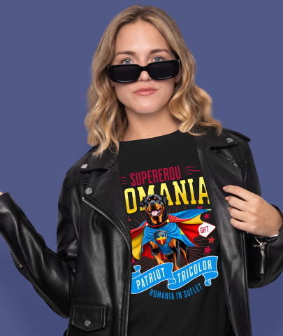 Tricou Femei, Barbati, Copii, Fata, Baiat, Unisex Personalizat Rottweiler în Costum de Căpitan România – Cadou Personalizat pentru Iubitorii de Câini [1]