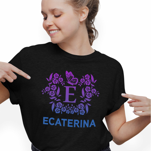 Tricouri - Tricou Personalizat Femei Pentru Iubitorii De Coroana Flori, Fluture, Natura, Text Nume Personalizat, Dragoste, Culoare Mov, Negru, 100% Bumbac, Marime XS