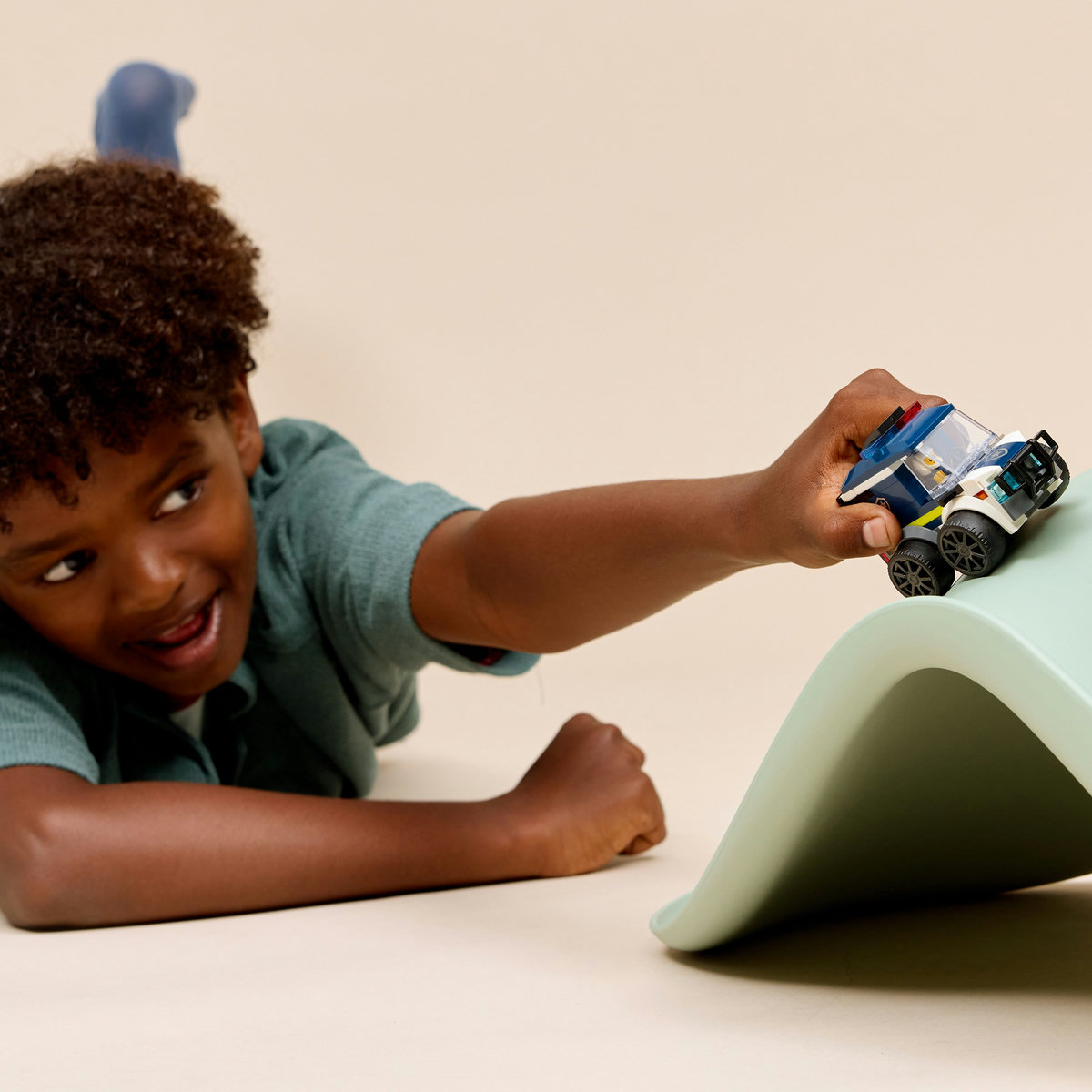 lego-city-camioneta-politie-60481-ani-5-piese-71 [3]