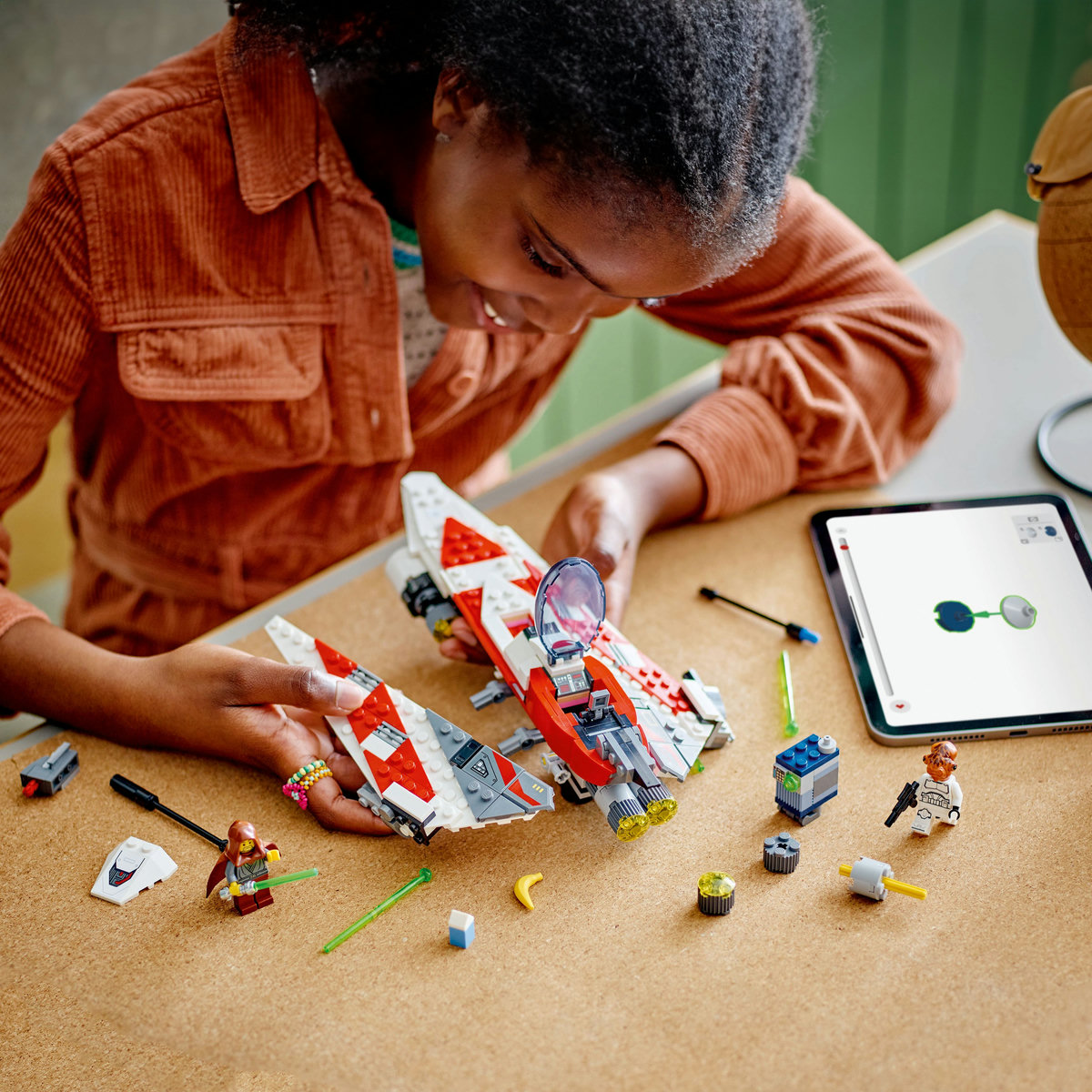 lego-star-wars-nava-stelara-jedi-bob-75388-ani-8-piese-305 [4]