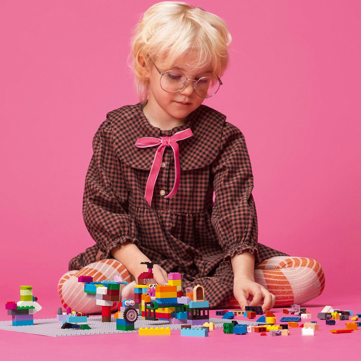 lego-classic-placa-baza-gri-11024-ani-4 [3]