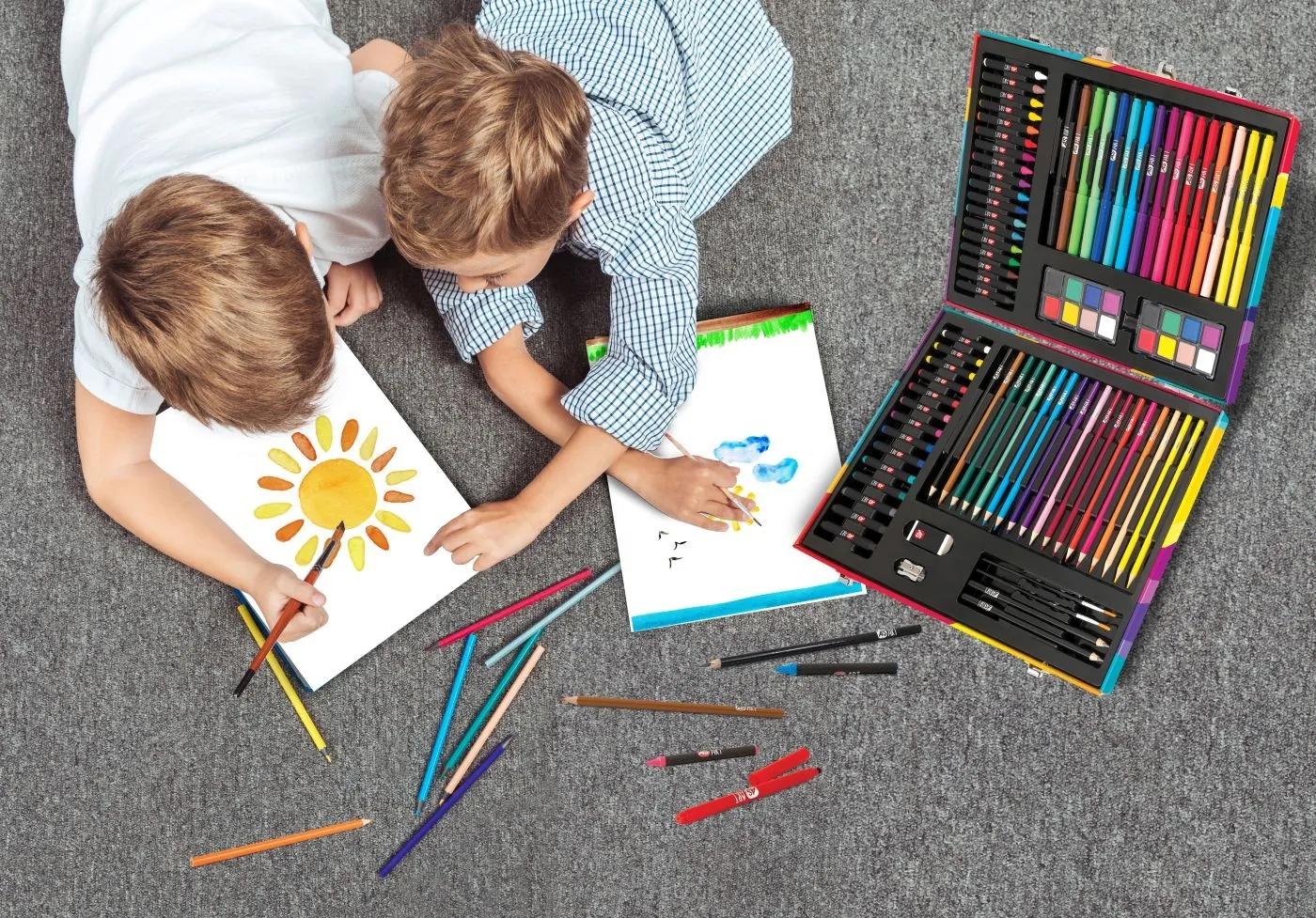 HAPPI HOBBI ART CASE SET DE DESEN DELUXE CU 100 DE ACCESORII CURCUBEU [3]