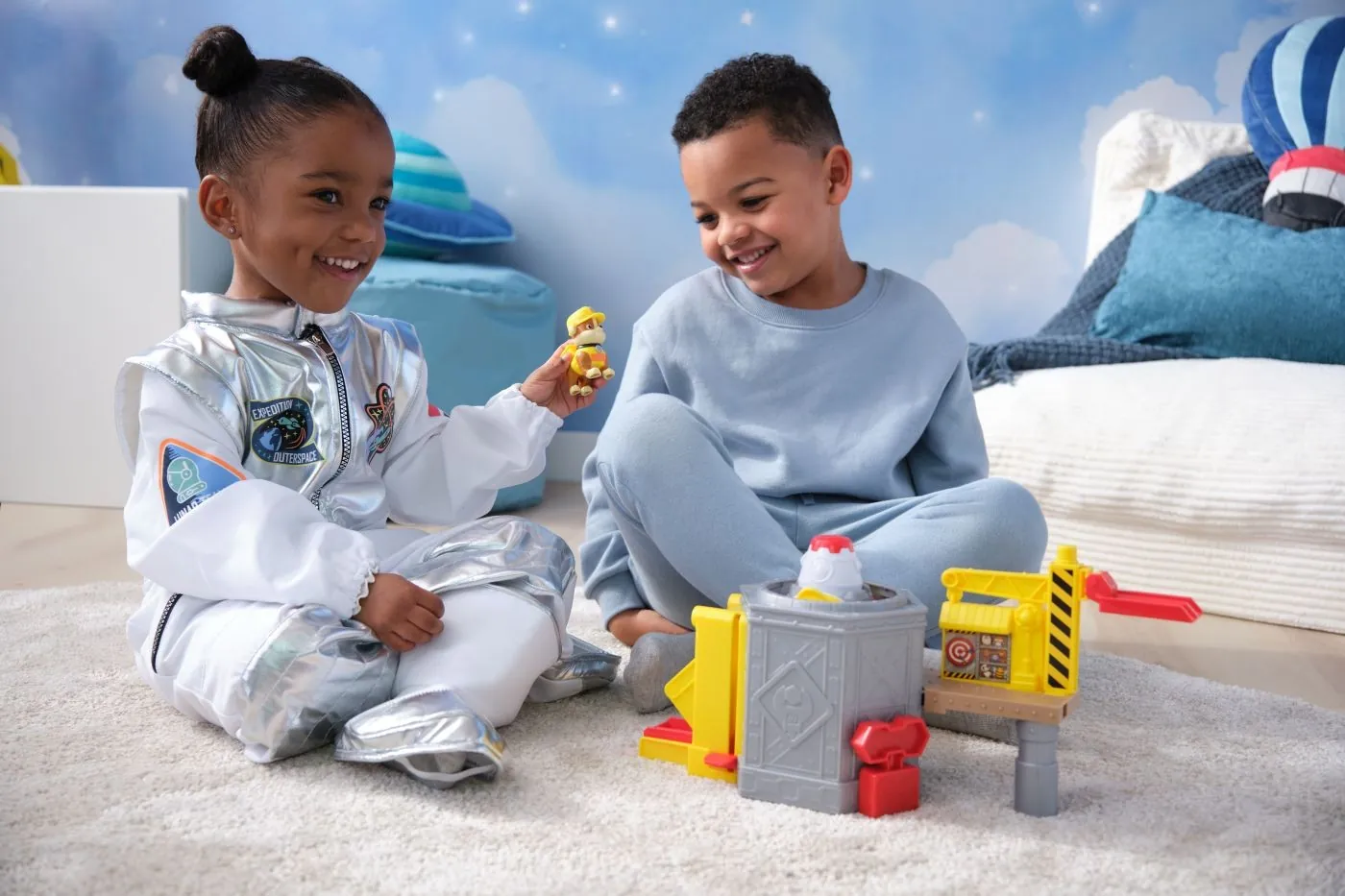 rubble-crew-lanseaza-roteste-nava-spatiala-stoys-jucarii-educative.webp [6]