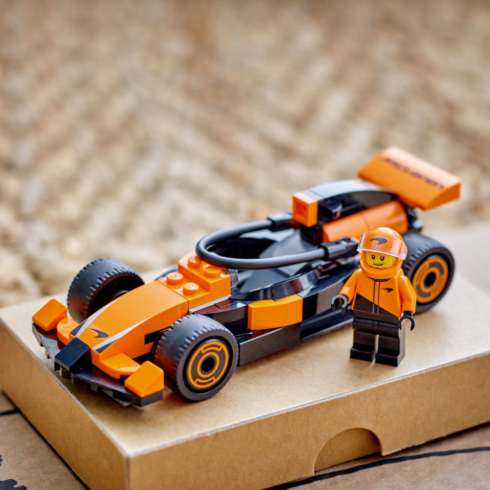 lego-city-pilot-f1-masina-curse-mclaren-60442-ani-6-piese-86 [8]