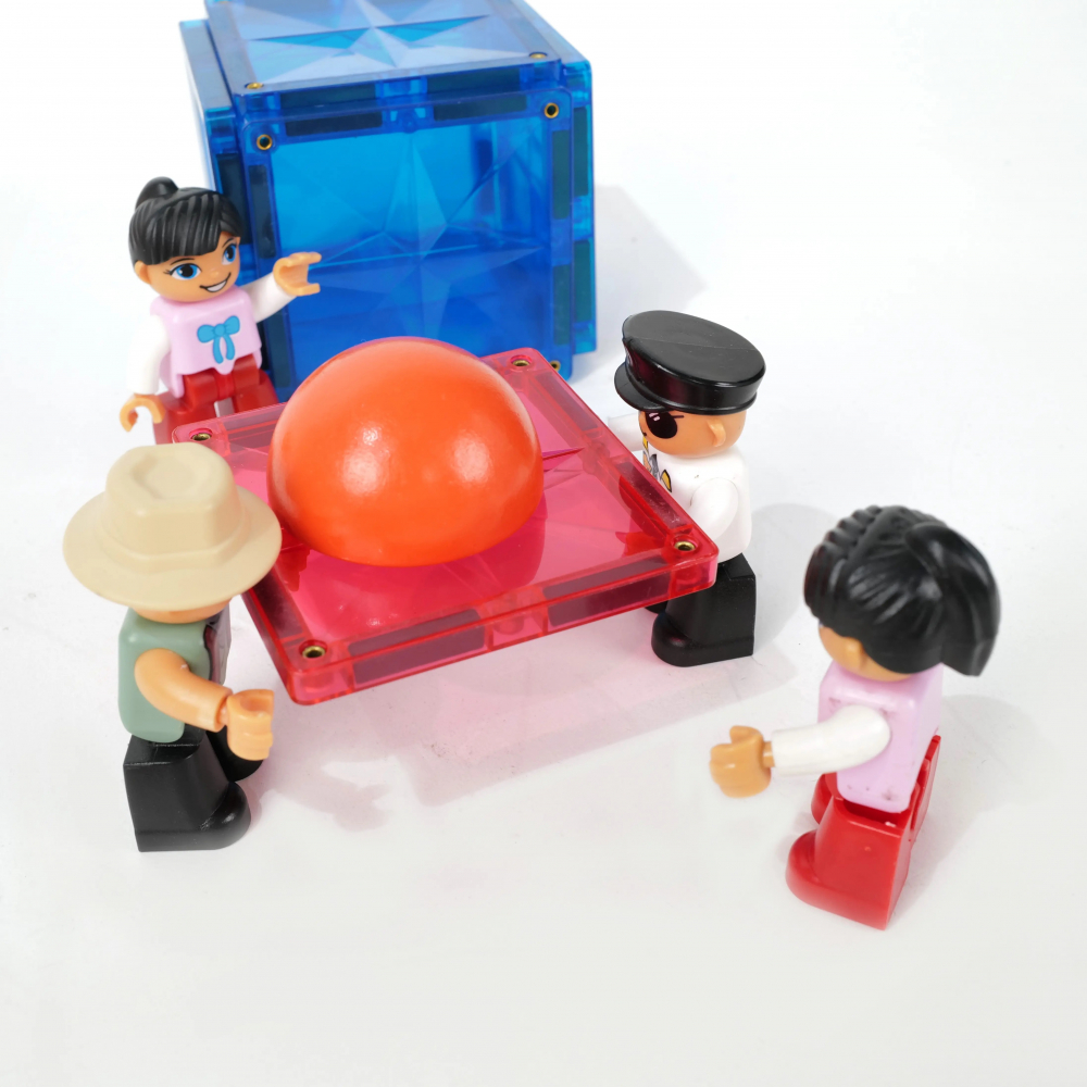 set-4-figurine-magnetice-educative-mntl.jpg [3]