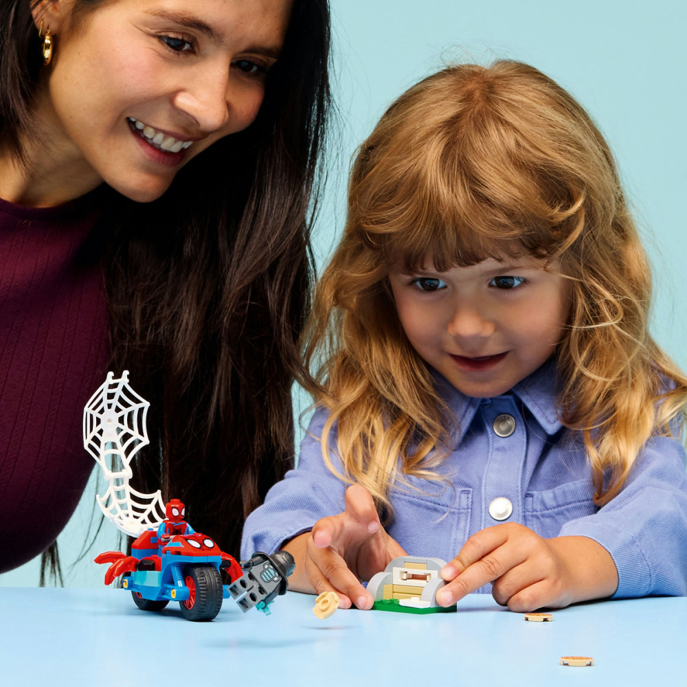 lego-marvel-spidey-motocicleta-rhino-11206-ani-4-piese-61 [4]