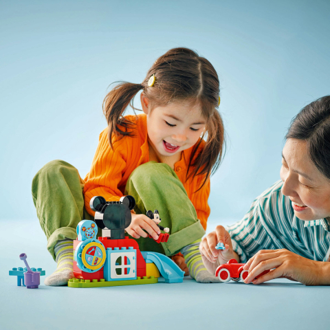 lego-duplo-clubul-mickey-mouse-masina-10454-ani-2-piese-27 [6]