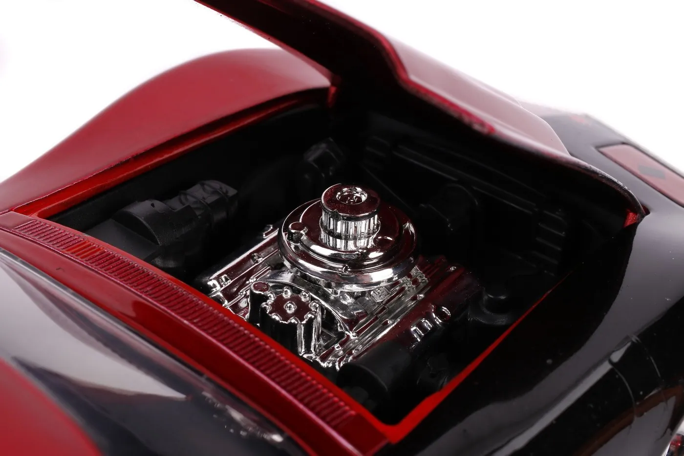 MASINUTA DIN METAL HARLEY QUINN 1969 CHEVY CORVETTE SCARA 1:24 [7]