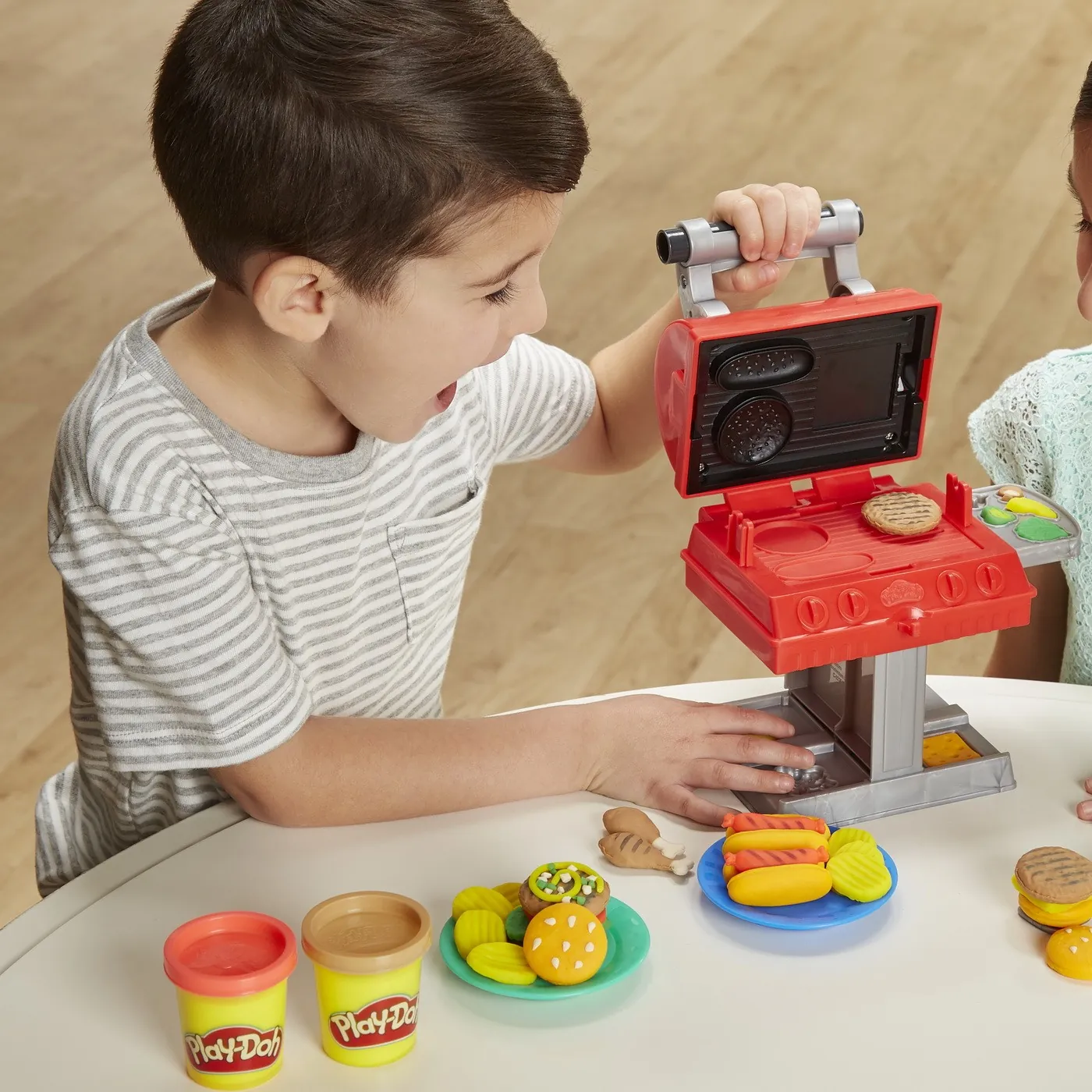 PLAY-DOH SET GRATAR CU FORME SI STAMPILE [4]