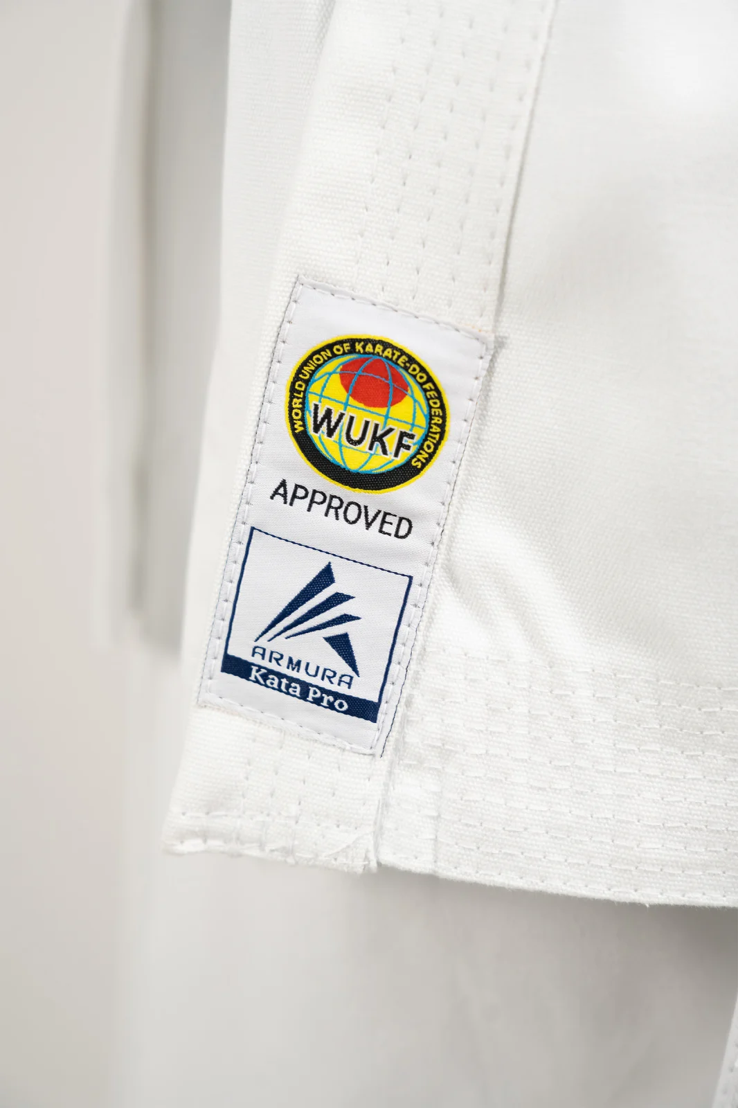 KIMONO KARATE KATA ALB WUKF APROBAT [2]