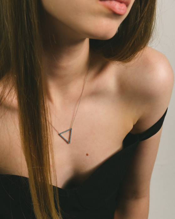 COLIER DIN ARGINT BLUE TRIANGLE [2]