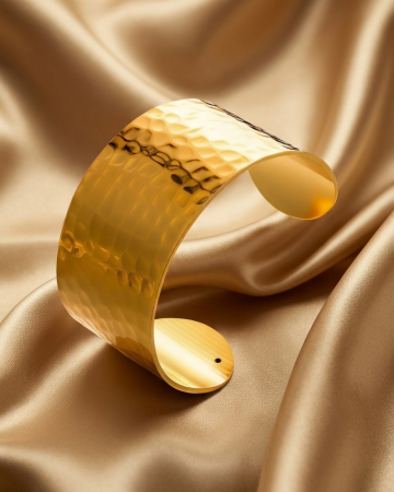 BRATARI PLACATE CU AUR 18K - BRĂȚARĂ BANGLE PLACATĂ CU AUR ESSENTIAL