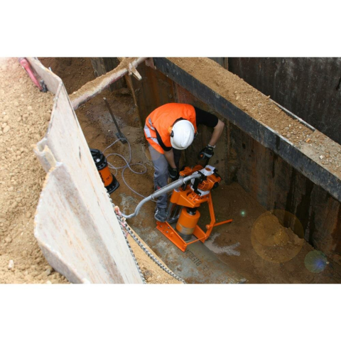 Carotiera electrica tuburi canalizare Golz KB 350 [5]