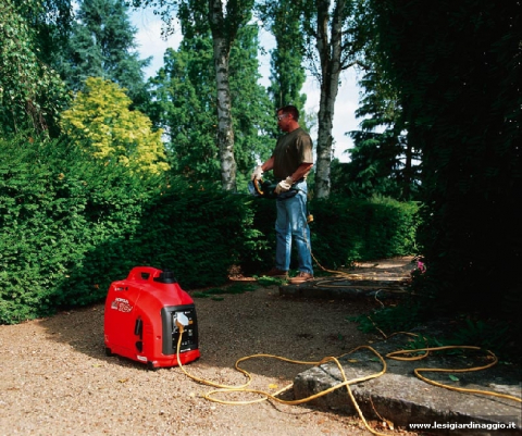 Generator curent Honda EU 10iT1 inverter silentios 1000 wati [2]