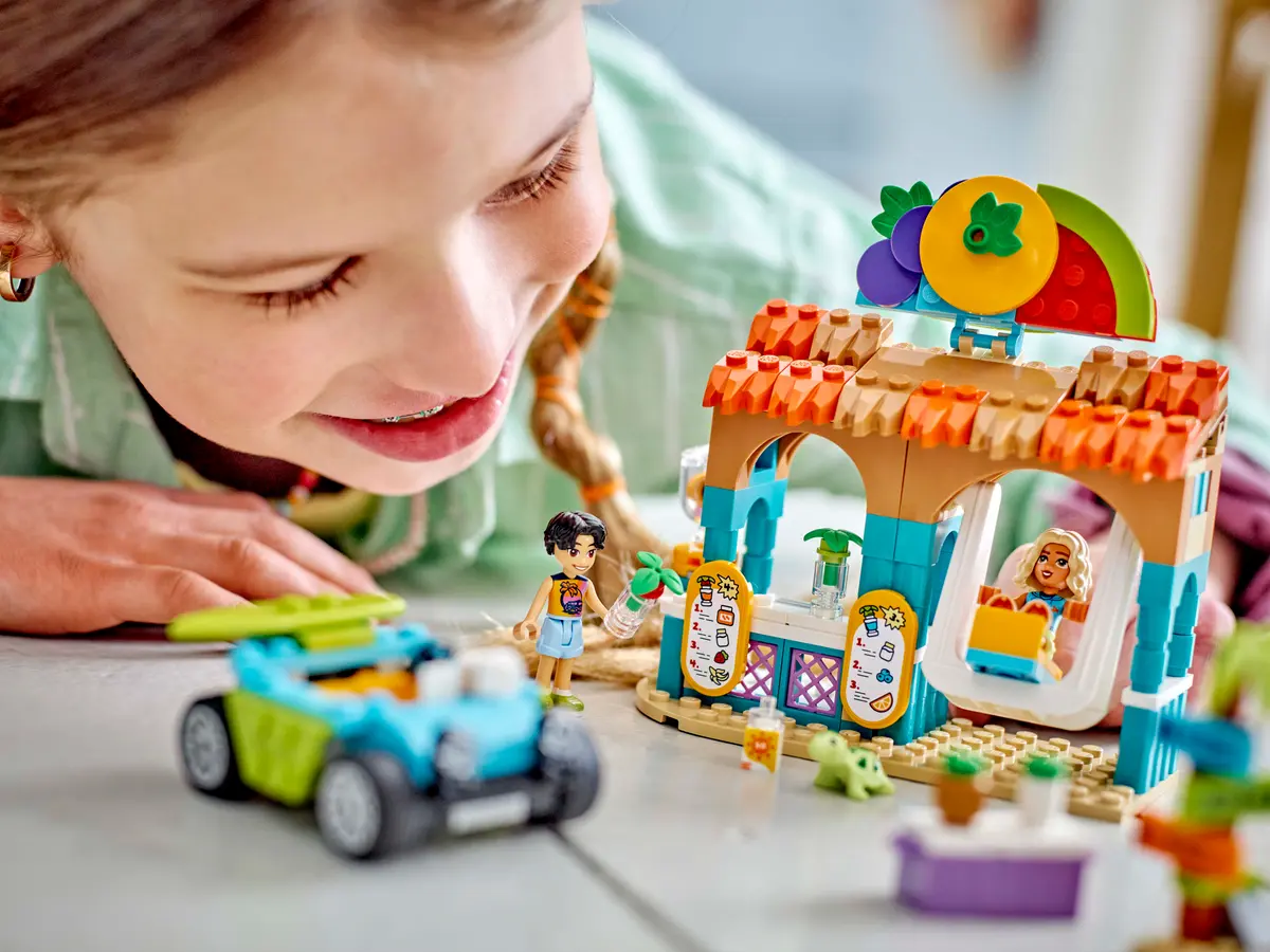 Joc de Constructii Lego Friends  Beach Smoothie Stand [5]