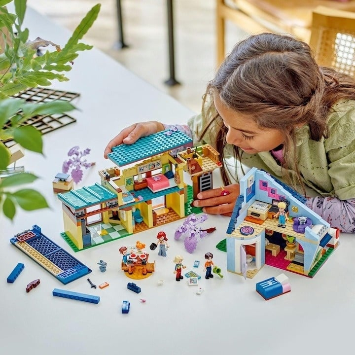 Joc de Constructii - LEGO Friends Olly and Paisley's Family Houses  1126 Piese [4]
