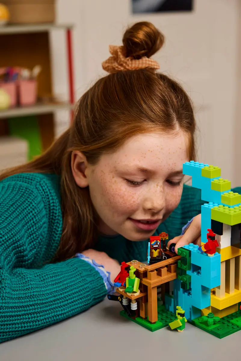 Joc de Constructii - Lego Minecraft Parrot Houses 535buc - 8 Ani + [10]