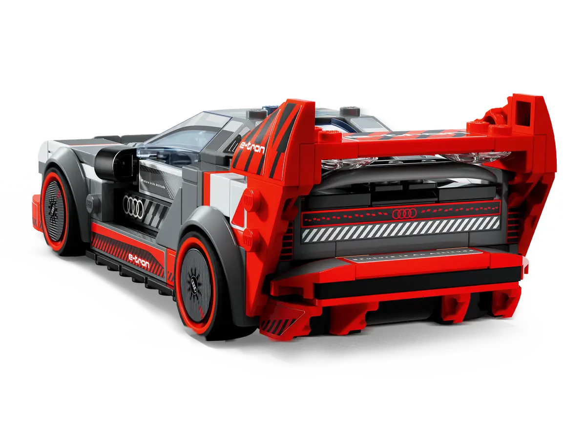 Joc de Constructii LEGO® Speed Champions  Mașină de Curse Audi S1 76921 E-Tron Quattro [2]