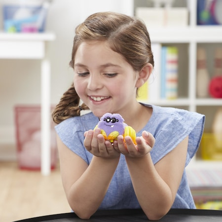 Jucarie interactiva paianjenul Yellies Harry Scoots, Hasbro [4]