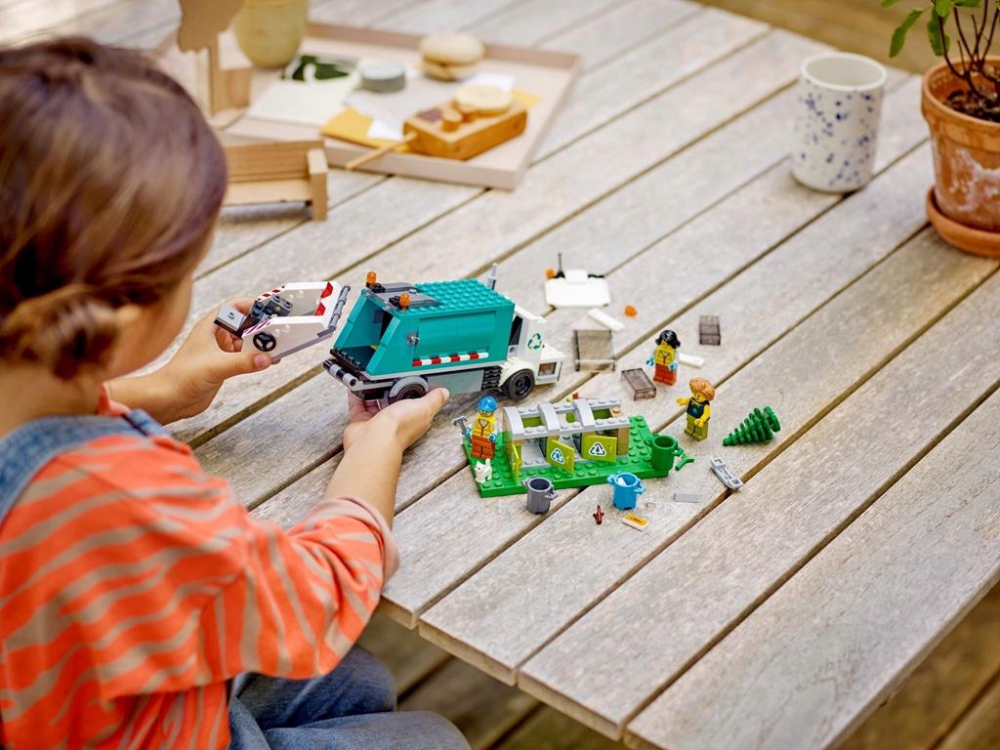 Joc de Constructii LEGO CITY BLOCKS 60386 Camion de Reciclare -  Masina de Gunoi [5]