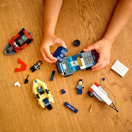 LEGO® City - Elite Police Boat Transport (60272) [6]