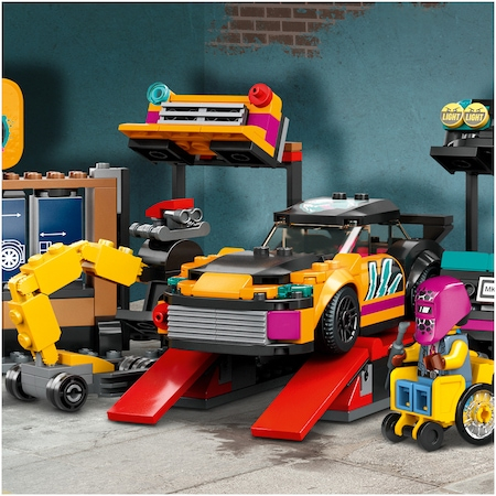 LEGO® City - Service pentru personalizarea masinilor 60389, 507 piese [8]