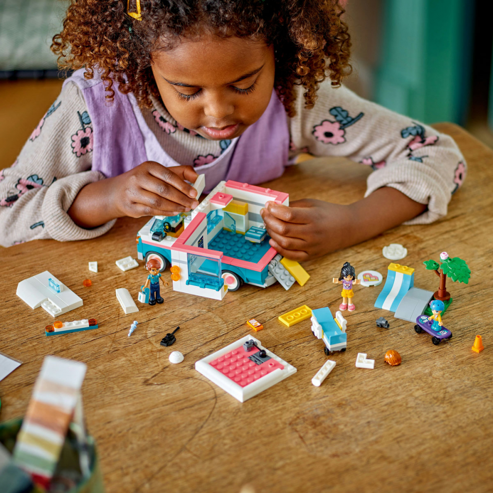 LEGO® Friends - Noua Generatie -  Ambulanta Spitalului de Urgenta  din Orasul Heartlake, 344 piese [4]