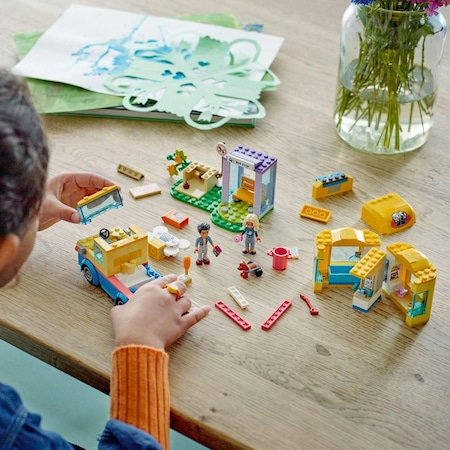 LEGO® Friends - Furgoneta pentru salvarea cainilor 41741, 300 piese [5]