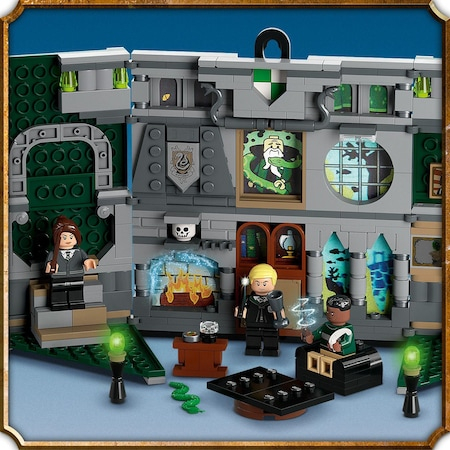 LEGO® Harry Potter™ - Bannerul Casei Slytherin™ 76410, 349 piese [6]