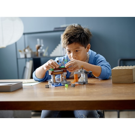 LEGO Minecraft - Mina abandonata 21166, 248 piese [10]