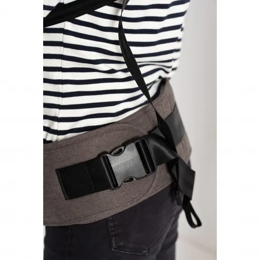 Marsupiu Multifunctional  pentru Bebelusi Wunderkid -  4 Sezoane cu 4 Pozitii de la  4 - 36 Luni  -  Culoare Gri Inchis [8]