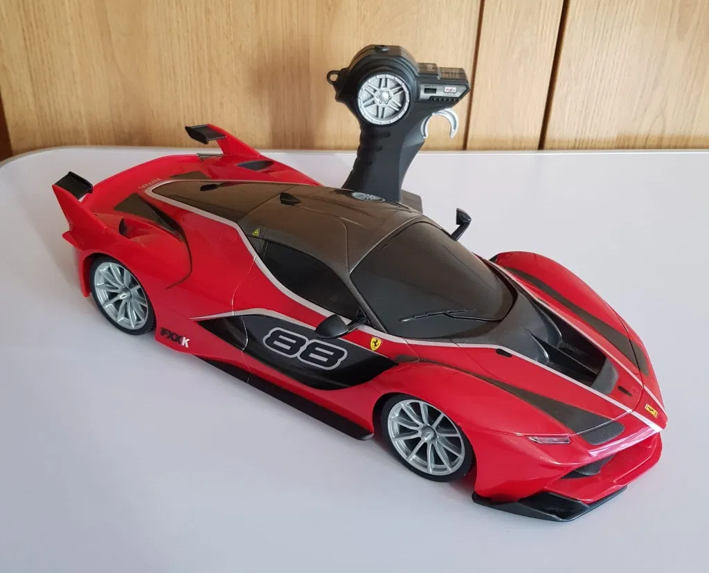 Masinuta Teleghidata cu Telecomanda Ferrari FXX K, 35 cm, Rosie [2]