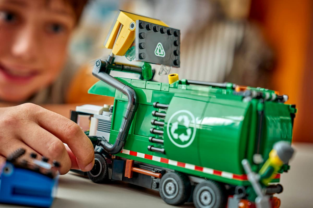 Set de Constructie - LEGO® City - Recycling Truck -  Camion de  Salubrizare pentru un Mediu mai Curat , 434 Piese  , 7 ANI + [4]