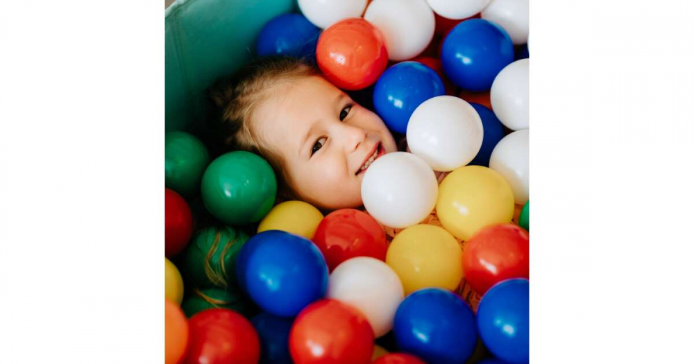 Set de mingi de joaca din plastic moale, Kiddy Kids 100 de bucati, Diametru 7.cm, pentru Spatii de Joaca , Multicolor [8]