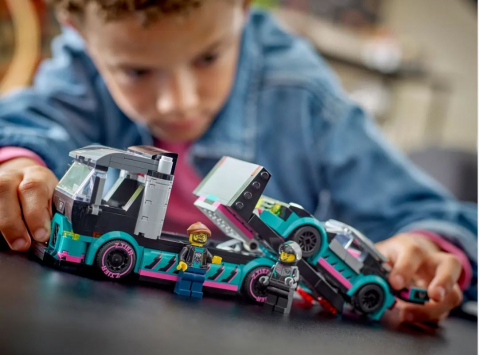 Joc de Constructii - Lego City  Race Car And Car Carrier Truck [6]