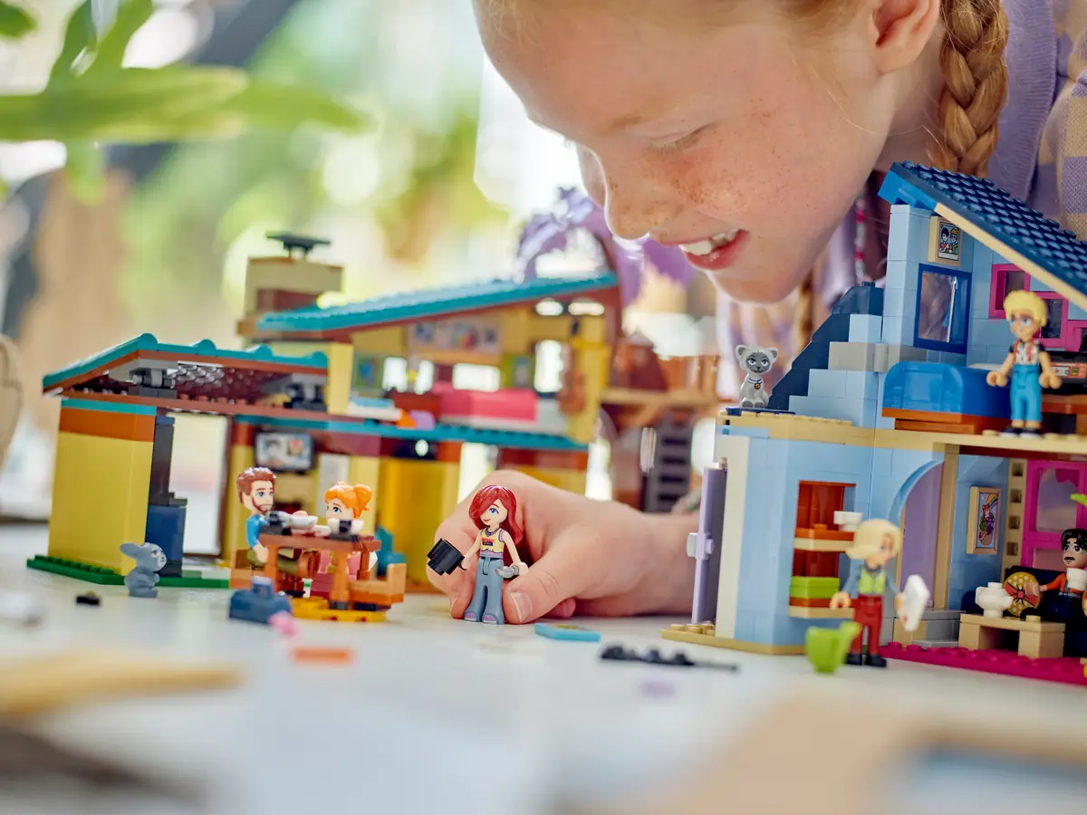 Joc de Constructii - LEGO Friends Olly and Paisley's Family Houses  1126 Piese [4]