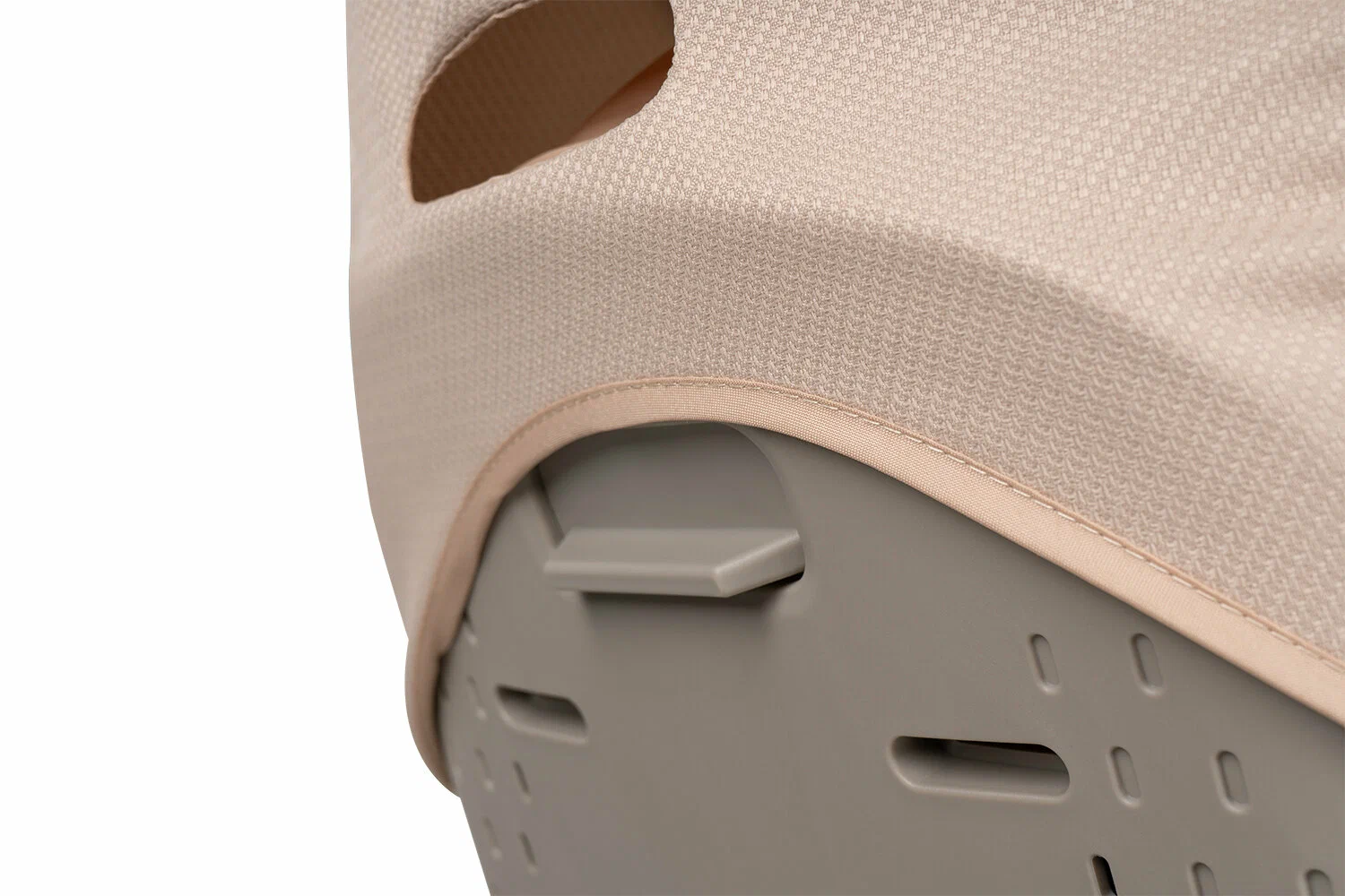 Tricicleta Multifunctionala cu  Pozitie de Somn , Scaun Reversibil  cu Rotatie 360 Grade, Sistem "Free Wheel"  Fusion Deluxe Trike,  Far cu Lumini si Sunete - Crem [11]