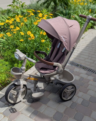 Tricicleta Multifunctionala cu Pozitie de Somn , Scaun Reversibil  cu Rotatie 360 Grade, Sistem "Free Wheel"  Fusion Deluxe Trike,  Far cu Lumini si Sunete -  Roz [6]