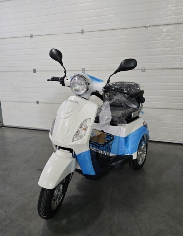 Triciclu electric persoane - Triciclu electric persoane ZT 15 F