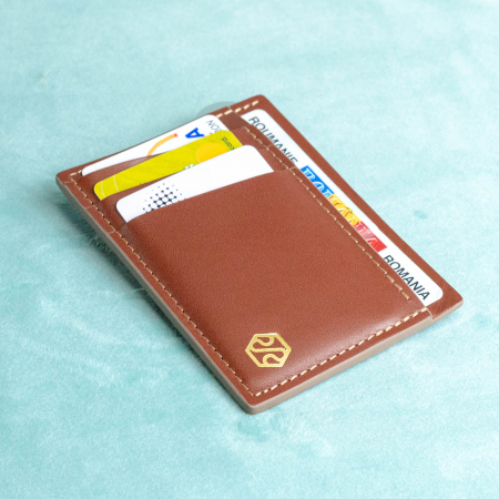Portcarduri - Portcard barbati, SLIM, din piele naturala, Maro cu finisaj Maro deschis
