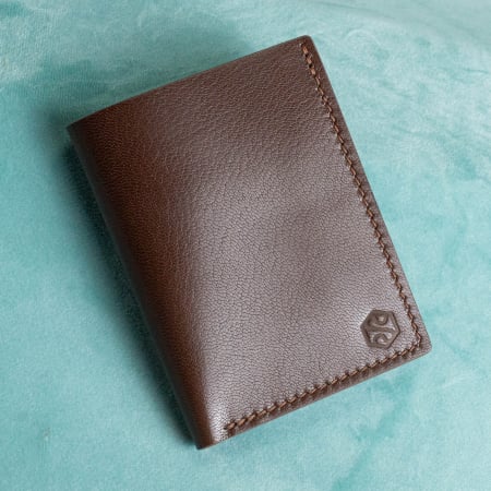 Portofele Bifold (Clasice) - “The full one” – MBH - Portofel barbati, bifold, din piele naturala de capra, cusut manual -  Maro